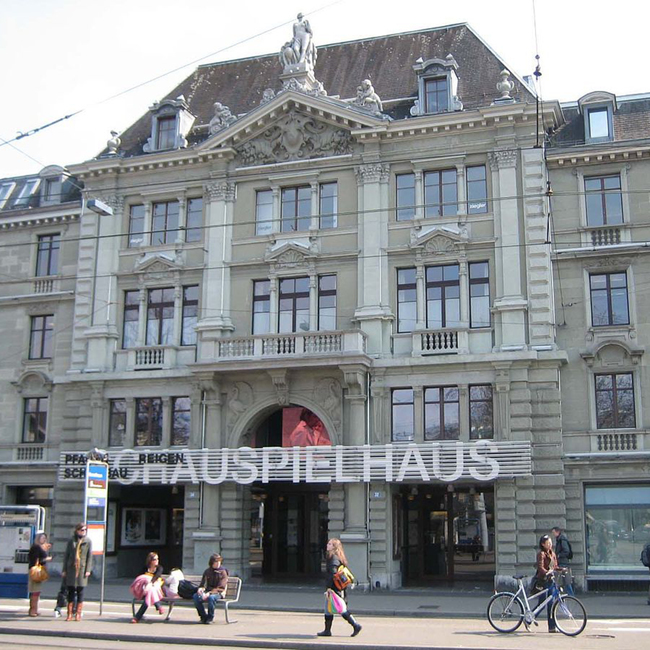 Schauspielhaus Zürich: Zündels Abgang - nach dem Roman von Markus Werner – Theaterbesuch in Zürich